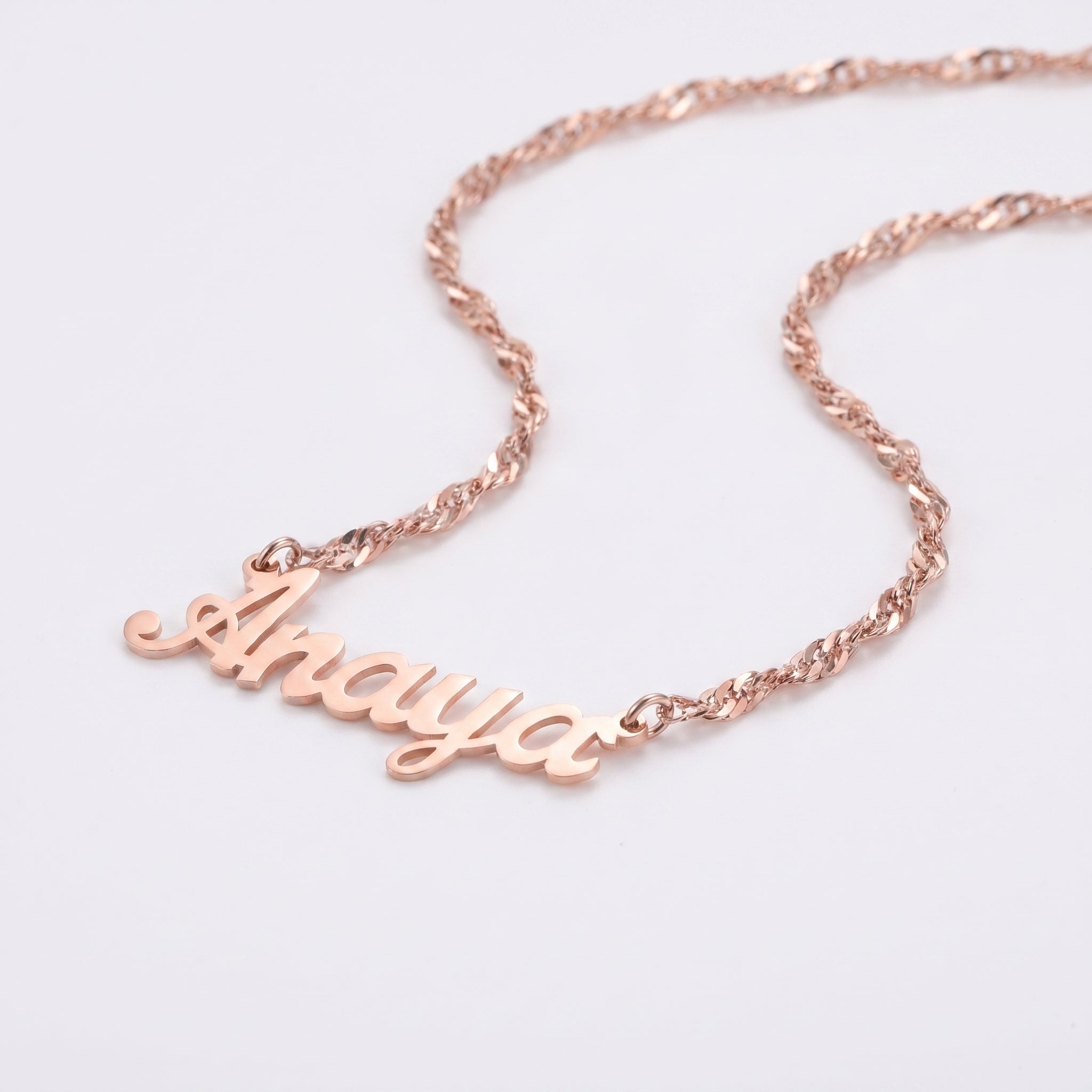 Custom name necklace twisted chain