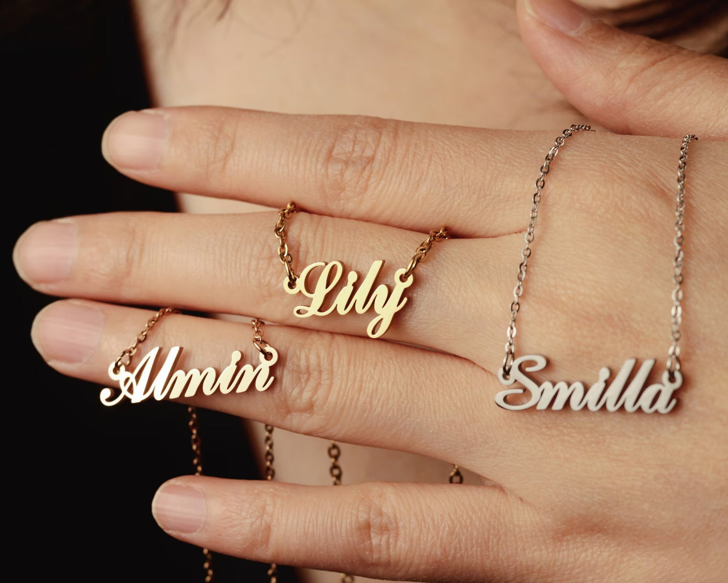 ENGLISH Custom Name Necklace