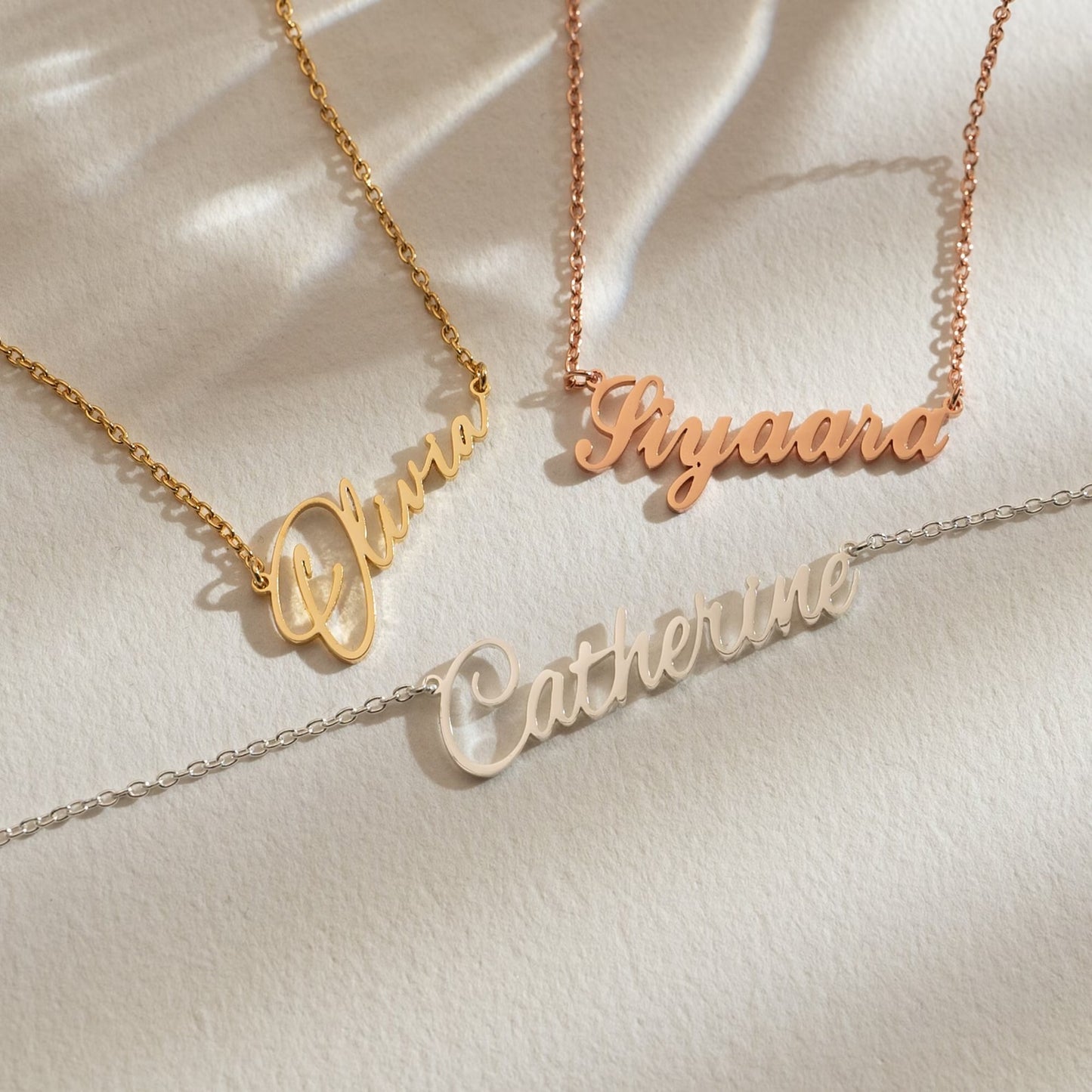 ENGLISH Custom Name Necklace